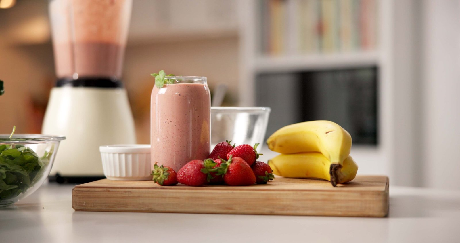 Banana-Strawberry Frappe